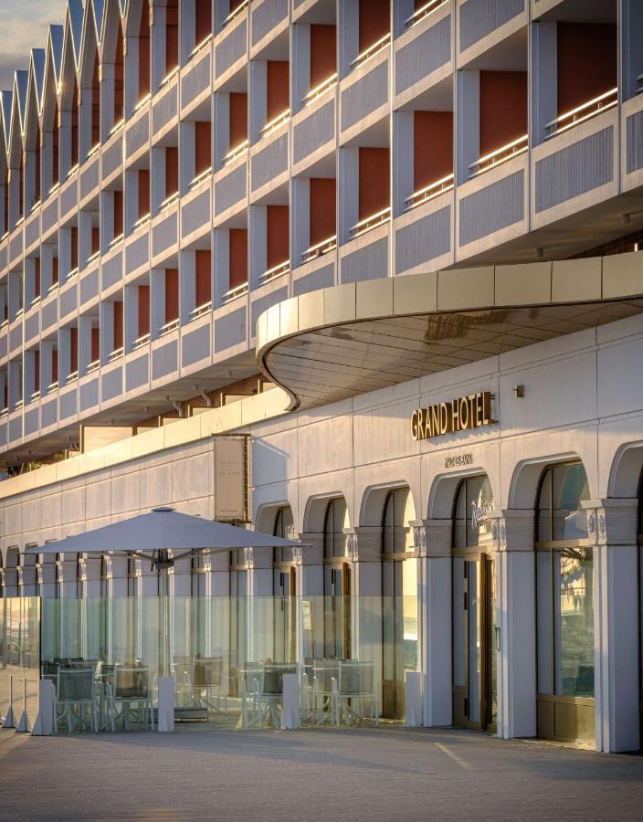 Radisson Blu Grand Hotel & Spa, Malo-Les-Bains Dunkirk ภายนอก รูปภาพ